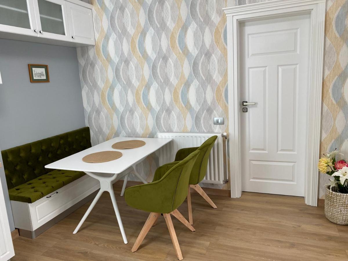 Olivia Studio Oradea Eksteriør billede